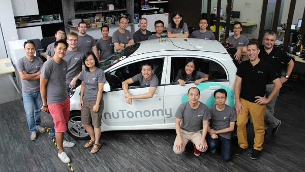 В Сингапуре под такси приспособили беспилотные электрокары